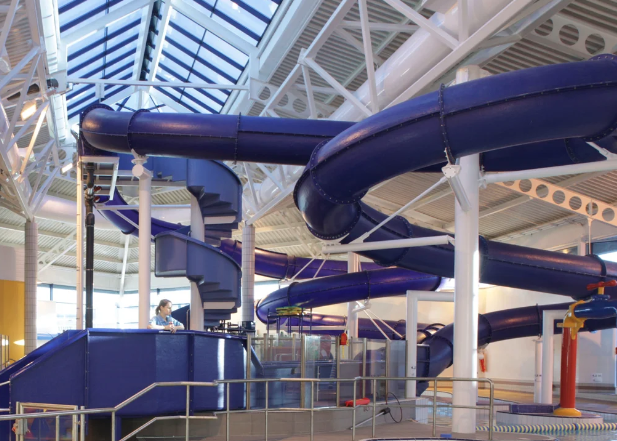 Water slides in Bubbles swimming pool in Livingston. Now demolished.